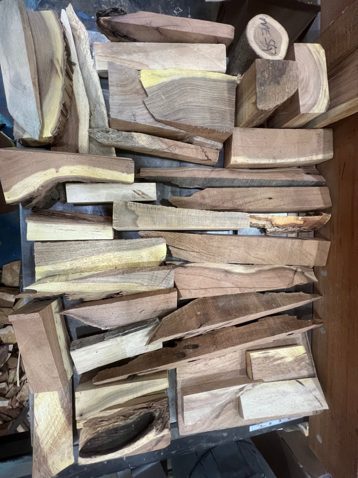 Mesquite live edge cut off box. Know what’s in the box. Box 6